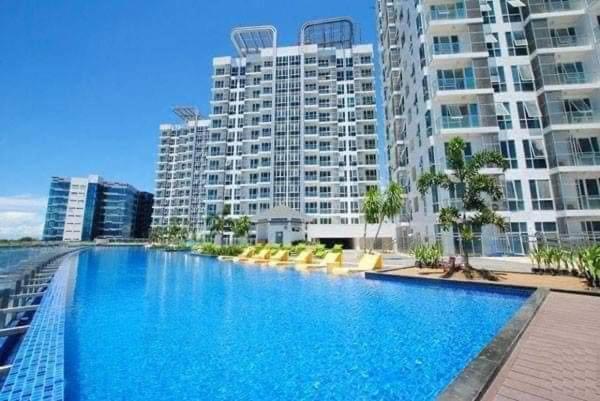Mactan Newtown Beach Condo มักตัน ภายนอก รูปภาพ