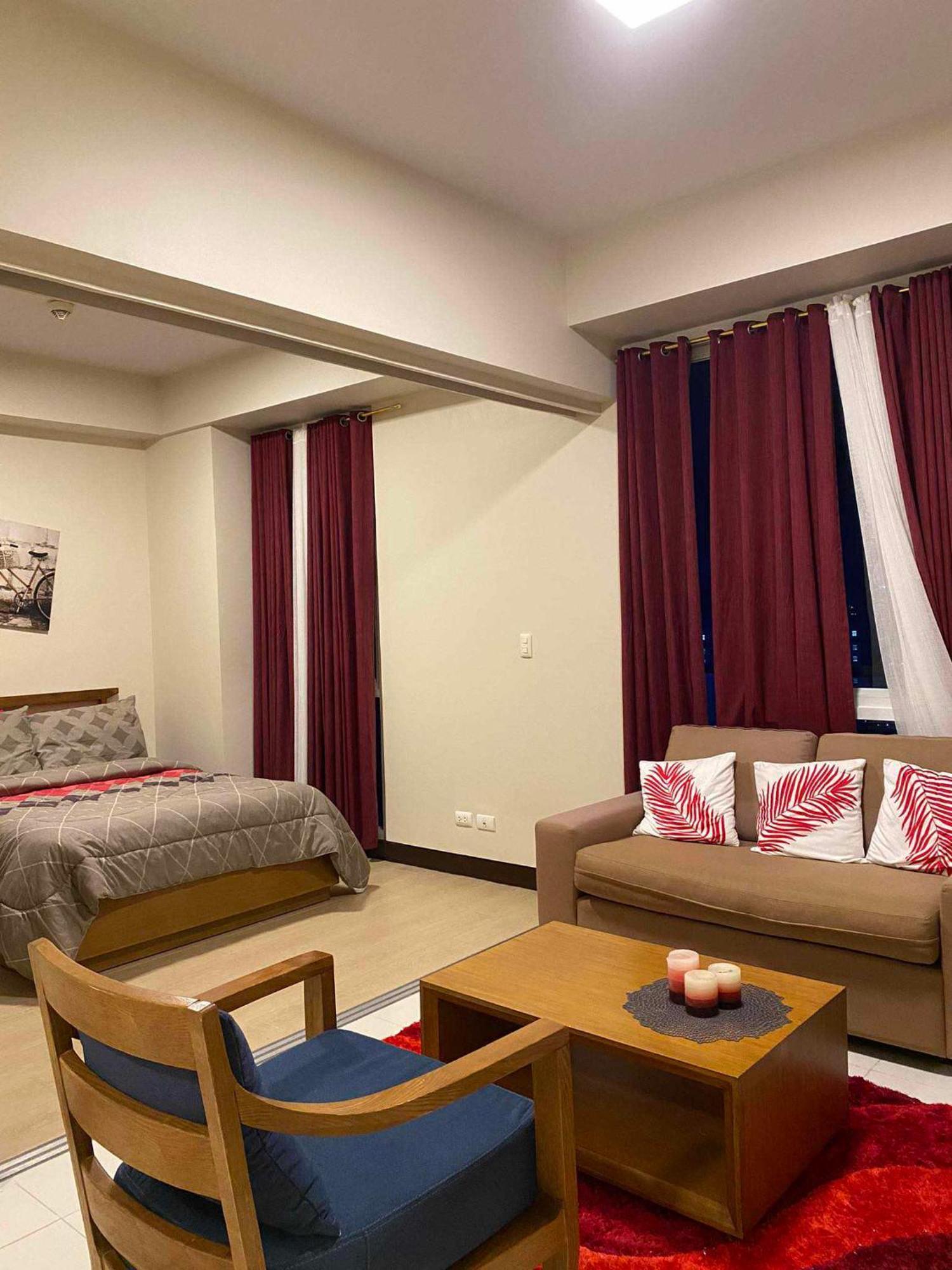 Mactan Newtown Beach Condo มักตัน ภายนอก รูปภาพ