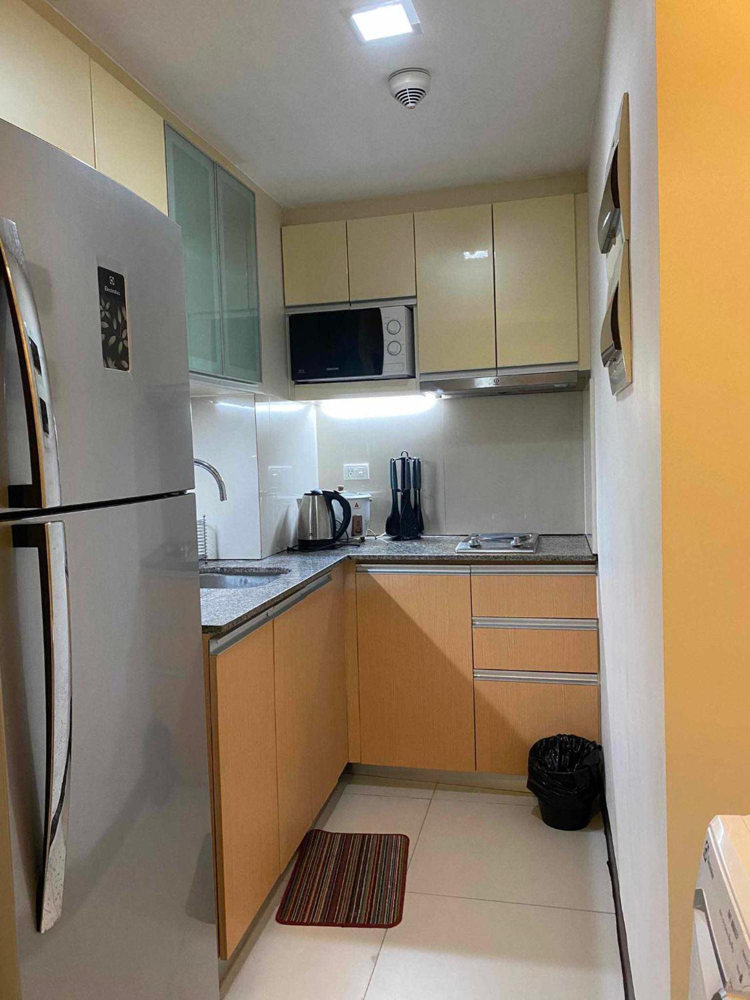 Mactan Newtown Beach Condo มักตัน ภายนอก รูปภาพ