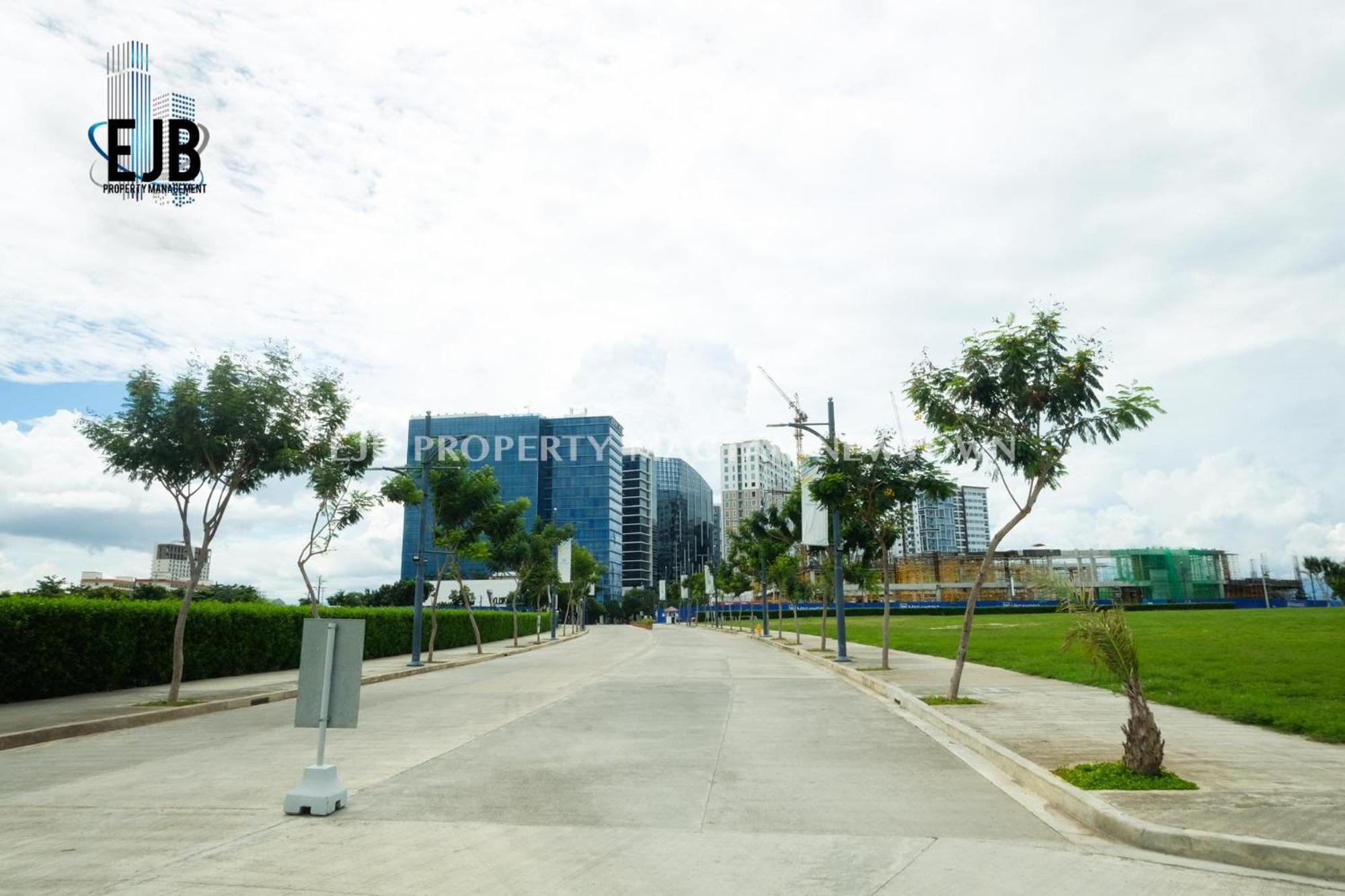 Mactan Newtown Beach Condo มักตัน ภายนอก รูปภาพ