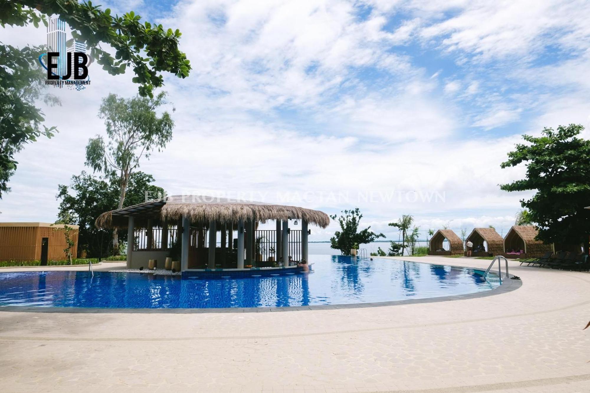 Mactan Newtown Beach Condo มักตัน ภายนอก รูปภาพ